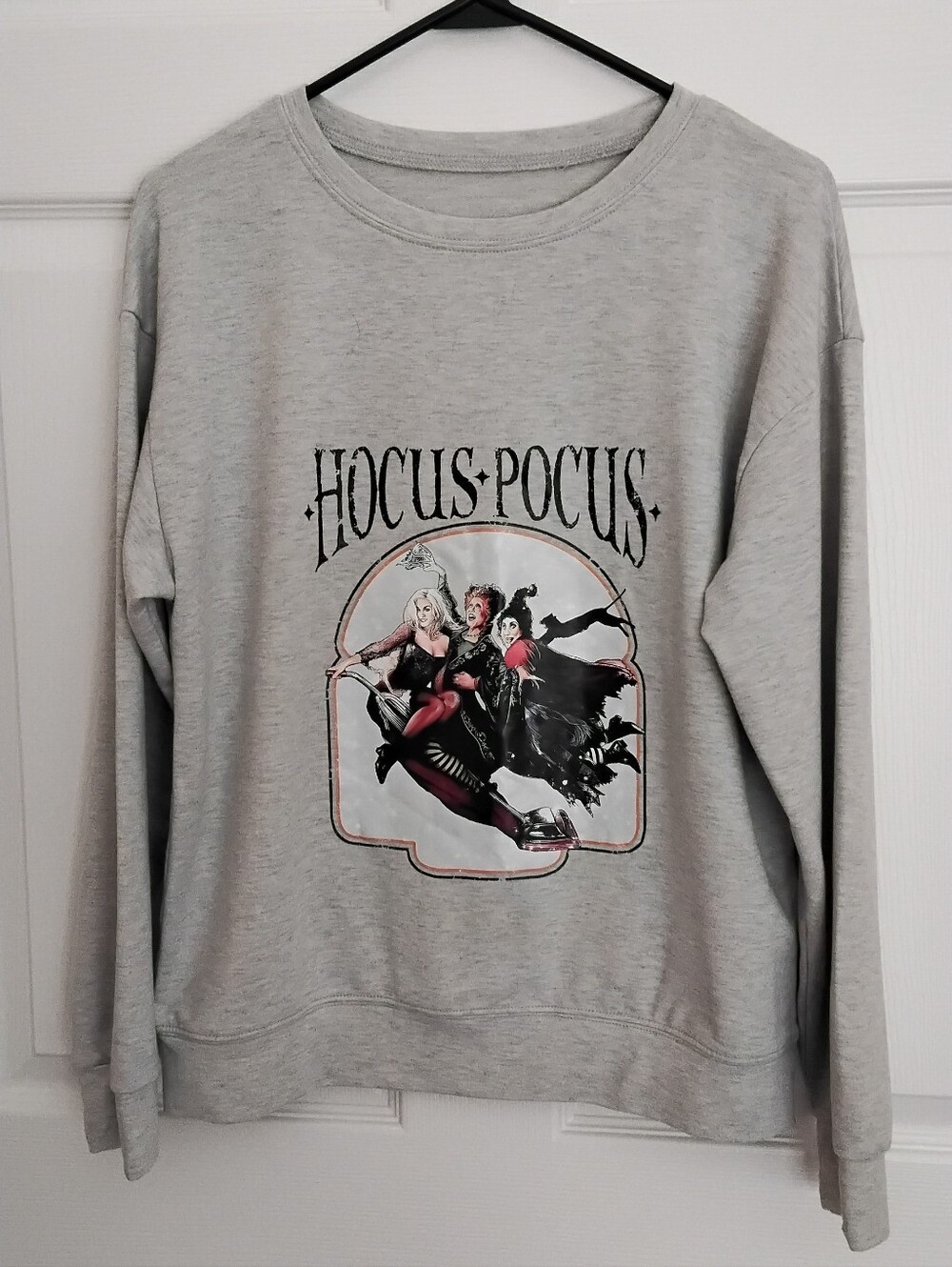Hocus Pocus Graphic Crewneck Sweatshirt - Light Gray